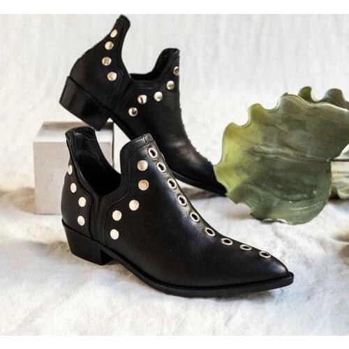 2021 Large Size 33-43 High Quality Ankle Boots Thick Med Heels Pointed Toe Shoes Woman Fashion Lace Up Women Boots