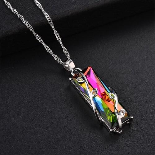 Ladies Necklace Hot Sale Fashion Creative Simple Simple Colorful Colorful Stone Leaf Pendant Necklace Holiday Gift бижутерия #40