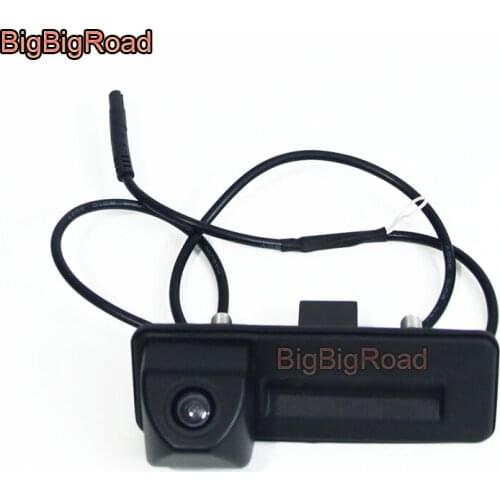 BigBigRoad Car Trunk Handle Rear View Backup Reverse Camera For Skoda Roomster Fabia Octavia 5E MK2 Yeti superb / Audi A1
