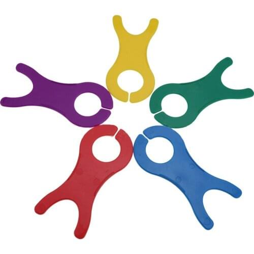 1Pcs Random Color Fish Shape Wool Weaving Winding Plate Home Sweater DIY Weaving Tools Wool Lines Storage Dedicated Supplies