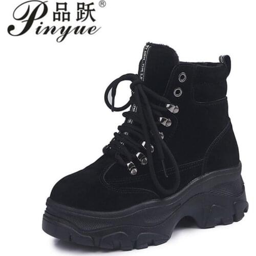 New 2019 Autumn And Winter Leather British Wind Sneaker Flat Short Boots Students Leather Platform Plush High Shoes