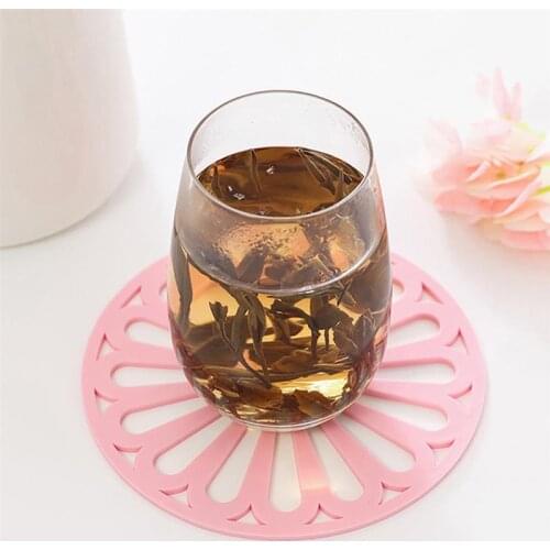 1pcs Dining Table Placemat Rubber Trivet Heat Insulating Hollow Flower Pot Pad Cup Mat Bowl Coaster For Home Kitchen 3 Colors