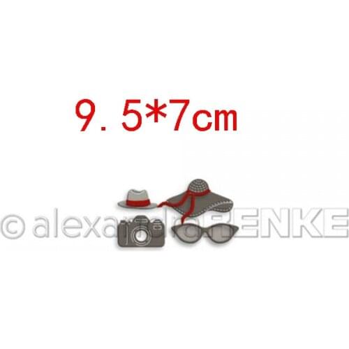 CH 2021 New Arrival Vacation outfit 3D Gift Stitched DIY Scrapbooking Stamps Craft Embossing Die Cut Making Stencil Temp