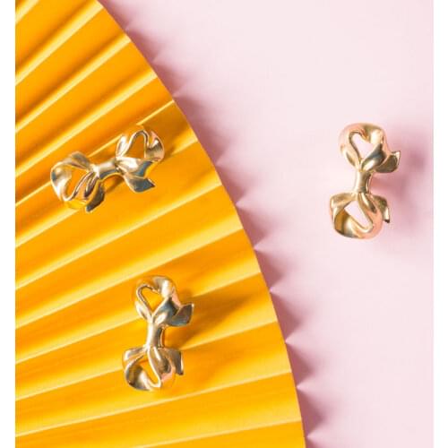 Light Luxury Bowknot Brass Furniture Handle Butterfly Knot Door Handles and Knobs for Kitchen Cabinet Drawer Pulls Home Decor