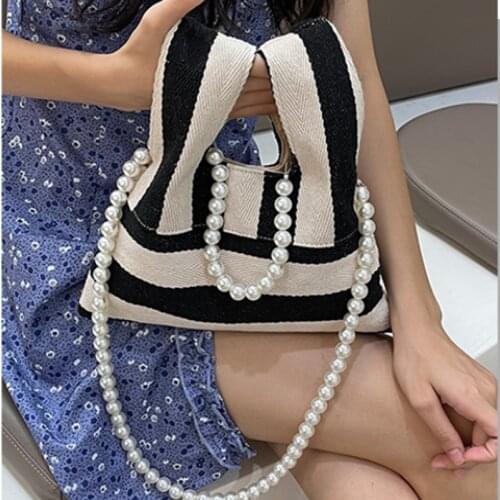 Small Woven Bag For Female 2021 Luxury Pearl Chain Shoulder Bag Design Popular Messenger Handbag