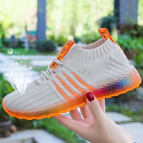 Wetrics Tennis Shoes