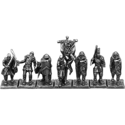 New metal war chess piece ancient medieval legionary soldier trumpet toy model board game car decoration boy gift