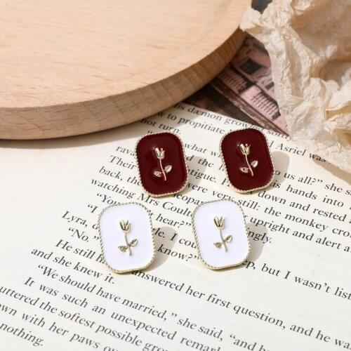 Alloy drip wine red and white tulips flowers earrings DIY hand-decorated earring accessories material
