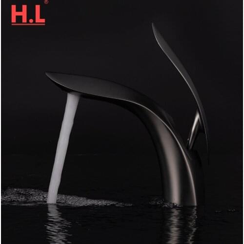 Luxury Bathroom Faucet Rose Gold Waterfall Basin Faucet Single Hole Cold and Hot Water Tap Basin Faucet Mixer Taps