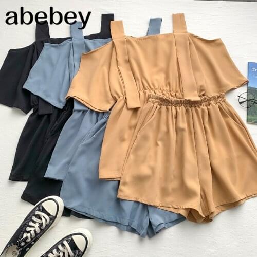 2021 New Summer Fashion All-match off shoulder Sling Top + high waist slim wide leg Shorts two pieces set