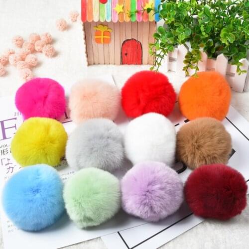 100 pcs 4-10CM Lovely faux Bunny Fur ball Keychain Imitation Rex Rabbit Hair Ball Keyring Wool Like Ball for Shoe Decoration