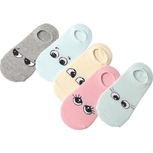 2019 new spring and summer the children 's socks cartoon car big eyes of smiley child combination invisible boat socks