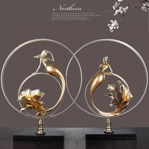 Luxury Creative Eermaid Circle Resin Crafts Statue Decoration Office Home Living Room Desktop Fengshui Mascot Figurines Decor