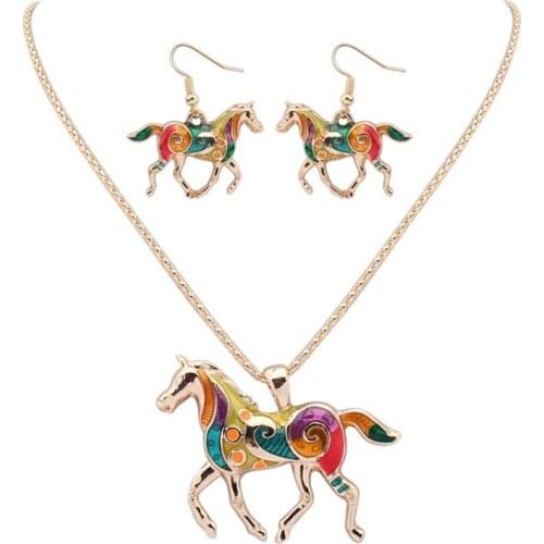 Fashion Trendy Beautiful Horse Gold/Silver Plated Multicolor Necklaces Women High Quality Animal Necklaces Jewelry