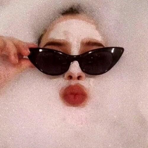 Wholesale Fashion Designer Custom Sunglasses Small Frame Cat Eye Sports Women Outdoor Unisex