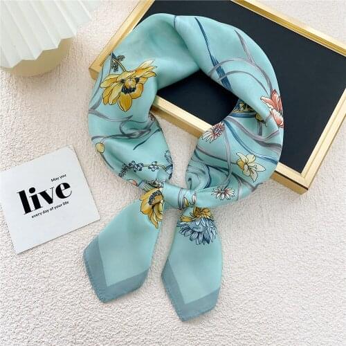 Spring and Autumn thin Print Square Scarf Women Bandana Hairband Lady Head Wraps Female Shawl Fashion Neckerchief FJ591