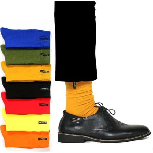 Casual Autumn Winter New Men Socks Solid Color Happy Socks Fashion Embroidered Letter Combed Cotton Socks Calcetines Hombre