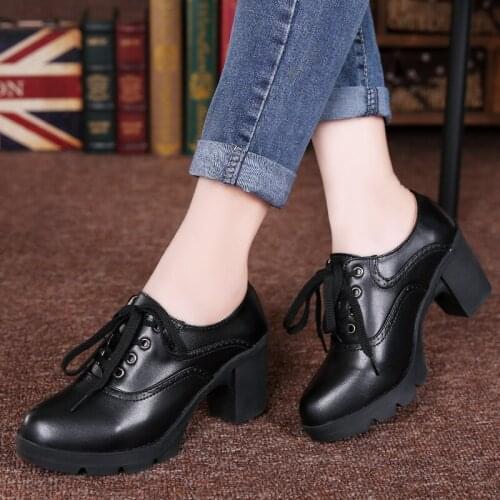 Tenis Feminino 2020 Light Soft Women Tennis Shoes for Sneakers Breathable leather Gym Sports Shoes Zapatillas Mujer Deportiva