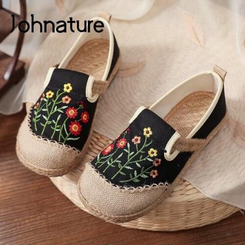 Johnature Flats Women Shoes 2021 New Spring/Autumn Embroider Cotton Linen Retro Floral Round Toe Handmade Concise Ladies Shoes