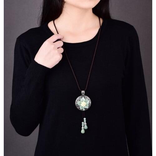 Yunnan National Wind Sweater Chain Female Fashion Jewelry Autumn and Winter Small Crowd Design Retro Style Long Necklace