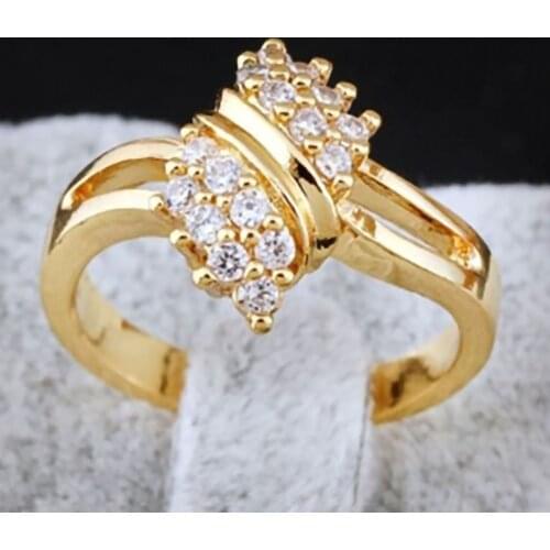 Exquisite Fashion Ring Women Spiral Round Zircon Crystal Wedding Ring Anniversary Birthday Christmas Jewelry Engagement Rings