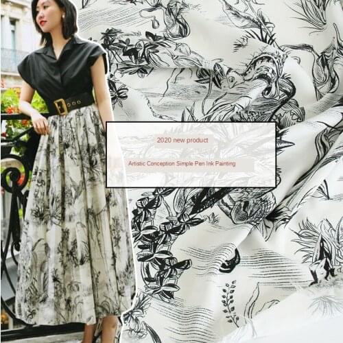 146 * 100cm 2020 New European and American Haute Couture Black and White Ink Style Animal "Printed Clothing Overskirt Fabric