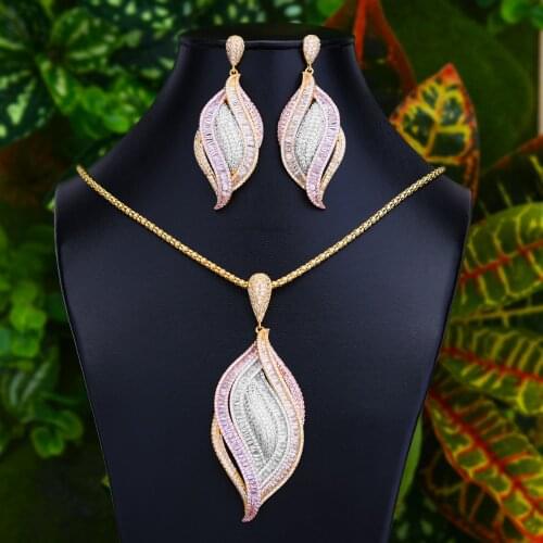 LARRAURI Luxury Flower Leaf Nigerian Necklace Pendant For Women Wedding Bridal Cubic Zircon Dubai Silver PARTY WEDDING Jewelry
