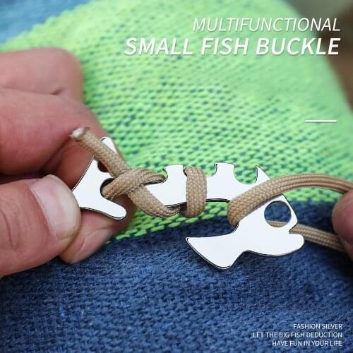 Outdoor Camping Big Fish Buckle Multifunctional Paracord Connection Buckle Bottle Opener Keychain