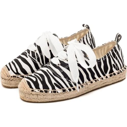Cow animal pattern spring/summer 2021 straw woven platform shoes flat-bottomed casual canvas shoes with round head