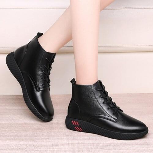 Autumn Winter Women Ankle Boots Genuine Leather Fashion Ladies Lace Up Shoes Woman Motorcycle Boots Short Martin Boots Wedges