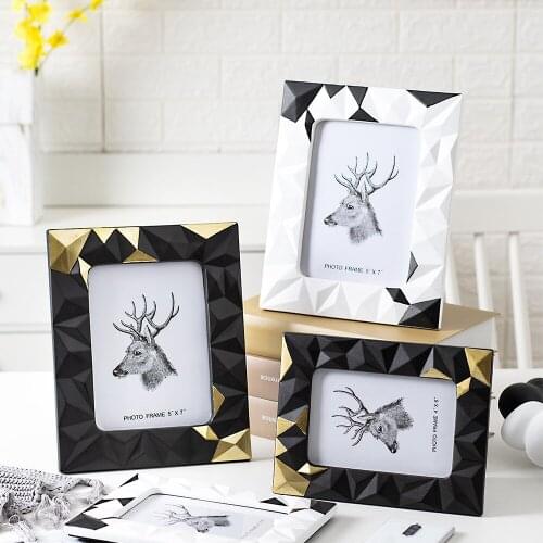 Modern Simple Ceramic Cadre Photo Vintage Picture Frame Nordic Crafts Home Furnishings Gifts Soft Decoration Wall Decor