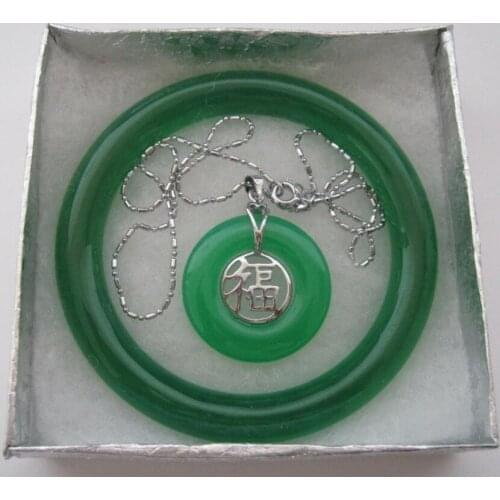 NEW Green Jade Bangle Pendant Necklace Set