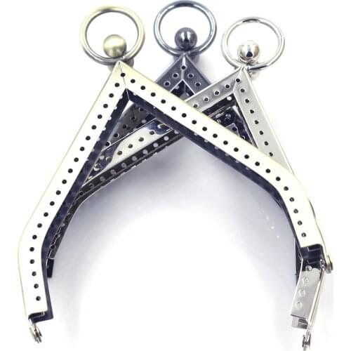 11cm Triangle Purse Frame Clasp Clutch Buckle Sewing Holes Handmade Crafts Luggage Accessories Handbag Handle Hardware 3 Colors