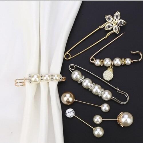 Pearl brooch for woman man Brooch Pin Gold Color Rhinestone Cardigan Clothing Safety Pin Accessories