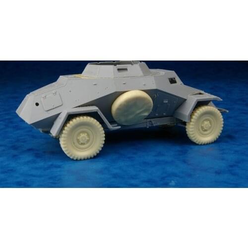 1/35 Sd.Kfz. 221 Leichter Panzerspahwagen Wheels 1 Set (no include car)