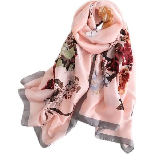 2019 Spain Luxury Brand Lovely Floral Silk Scarf Ladies High Quality Print Soft Shawls and Wraps Bandana Bufandas Hijab Snood
