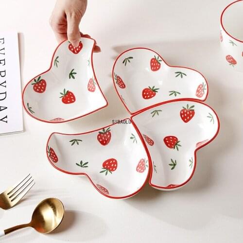 4pcs Assorted Strawberry Cutlery Combination Creative Household Plate Set Dishes Assorted Plate Set Plate Family DinnerTableware