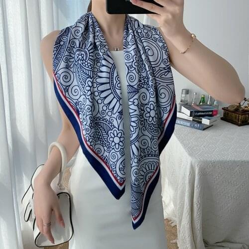 2021 Spring Silk Scarf French Retro Female Wine Red Twill Large Square Scarf Muslim Wrap Head Scarf Customization
