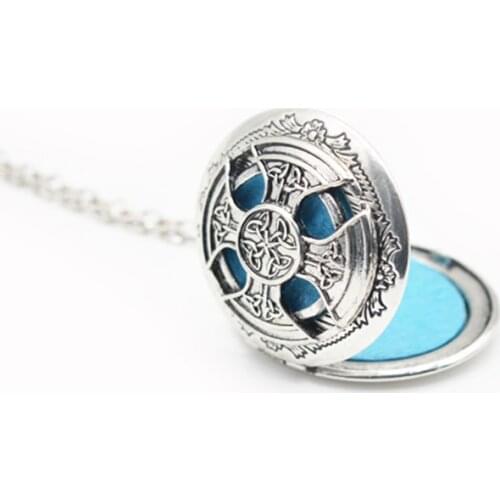 5pcs Classic Cross Perfume Lockets Celtics Pendant For Women Gift Aromatherapy Jewelry Diffuser Necklace With Pads XSH-64