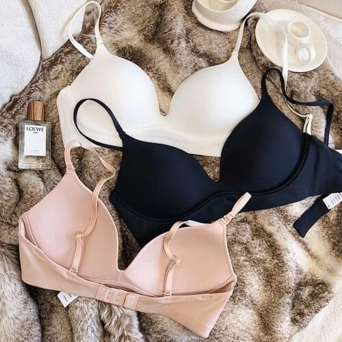Only A Bra ,White Black Pure Color Comfortable Women Sexy Sleepwear Fashion Bra Comfortable Wire Free Thin Cotton Bralette