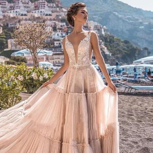 2021 Beach Dream Bride Dress Deep V-Section Open Back Princess Garden Country Appliqued Top Wedding Plus Size