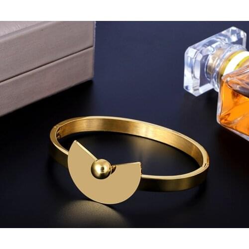 New Arrival Charm Brand Female Women Cuff Bangles Jewelry Luxury Stainless Steel Sequin Fashion wedding Bangles Gift