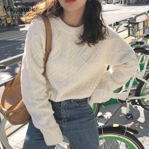 Korean Round Neck Pullover Knitted Bottoming Shirt Retro Twist Womens Sweater Autumn and Winter New Loose Top Female 11955