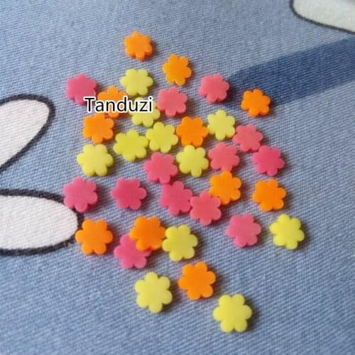Tanduzi 100g Handmade Polymer Clay Flower Sprinkles DIY Deco Parts Fake Cake Decorating Clay Plum Blossom DIY Decoration