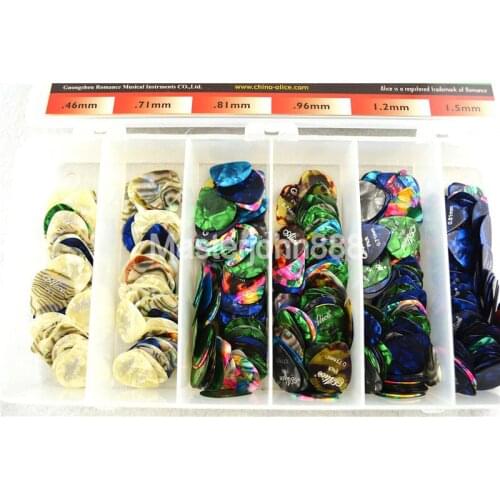 600pcs Alice Small Sector 0.46/0.71/0.81mm Colorful Pearl Celluloid Electric/Acoustic Guitar Picks Plastic Box Wholesale