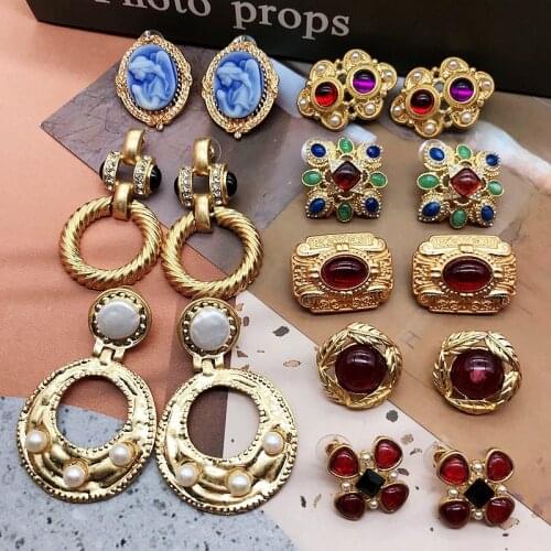 Vintage Earrings Baroque Accessories Geometric Hammered Geometric People Avatars Rhinestone Jewelry For Womens Banquet