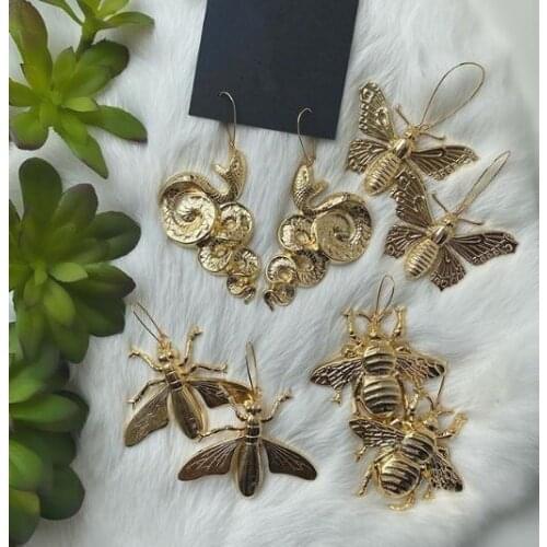 The Golden Earrings //dragonfly Earrings//cicada Earrings//Snake Earrings//bee Earrings//fly Earrings,insect Lovers,gothic