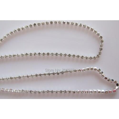 MDA-17 144pcs of Rhinestone Silver and Crystal Rhinestone Chain Metal Nail Deco