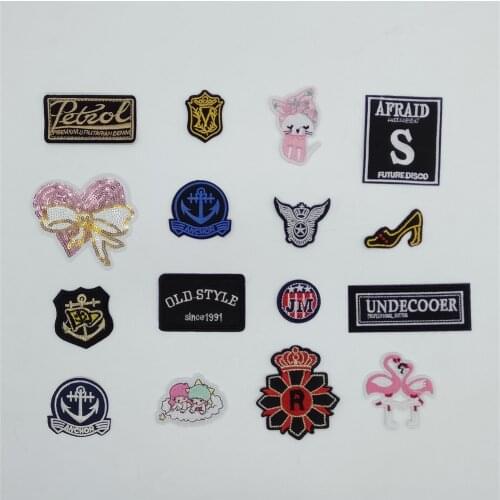 Cartoon Fashion Style Hot Melt Adhesive Decal Embroidery Iron Patch DIY Sequins Badge Decoration Clothing Accessories 1pcs sell