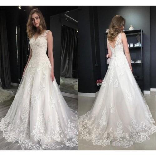 Gorgeous Lace Wedding Dresses V Neck Appliques A Line Sweep Train Country Bridal Gowns Backless Charming Castle Church Wedding